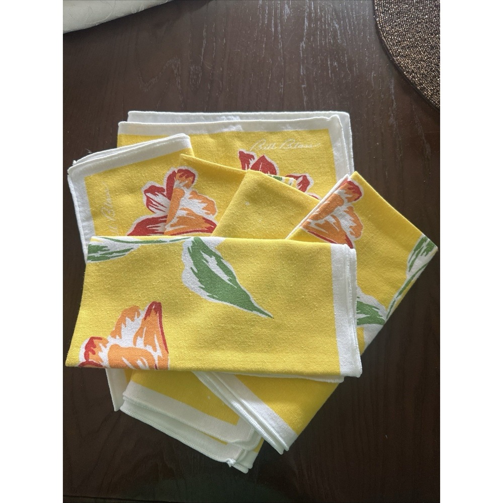 Set of 6‎ Vintage Yellow Tulip Napkins by Bill Blass Cotton Summer 17"